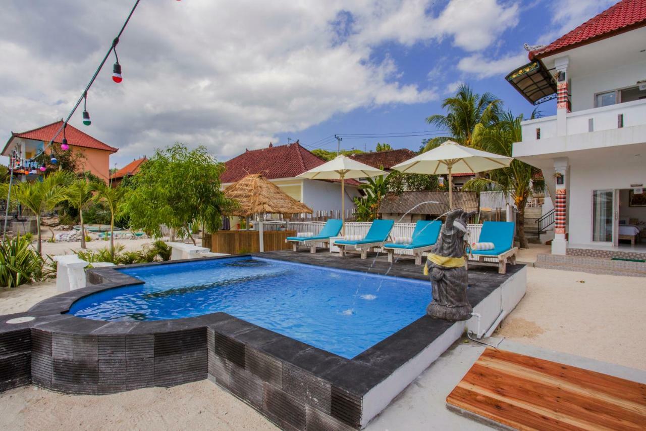 The Waterfront Beach House Lembongan Exteriör bild